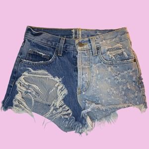 Carmar Los Angeles Two-Tone Distressed Shorts, size 25